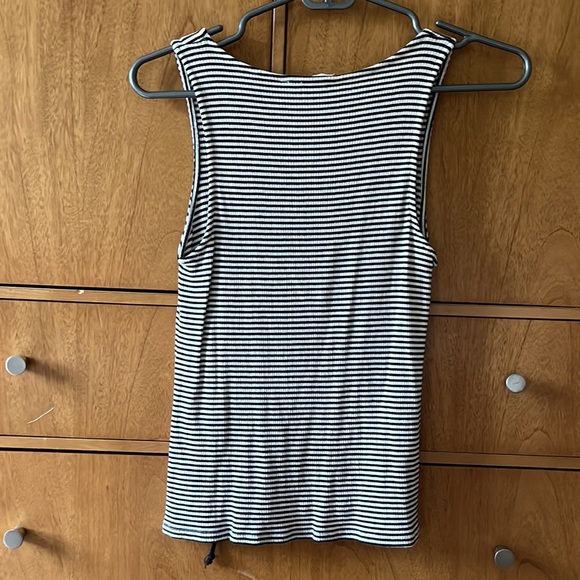 Striped Tank - Picture 4 of 4